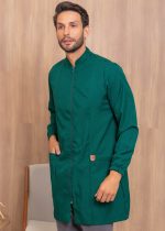 Jaleco Masculino Bernardo – Basico com zíper, modelo atemporal para profissionais. Ideal para clinica, consultorio e laboratorio.