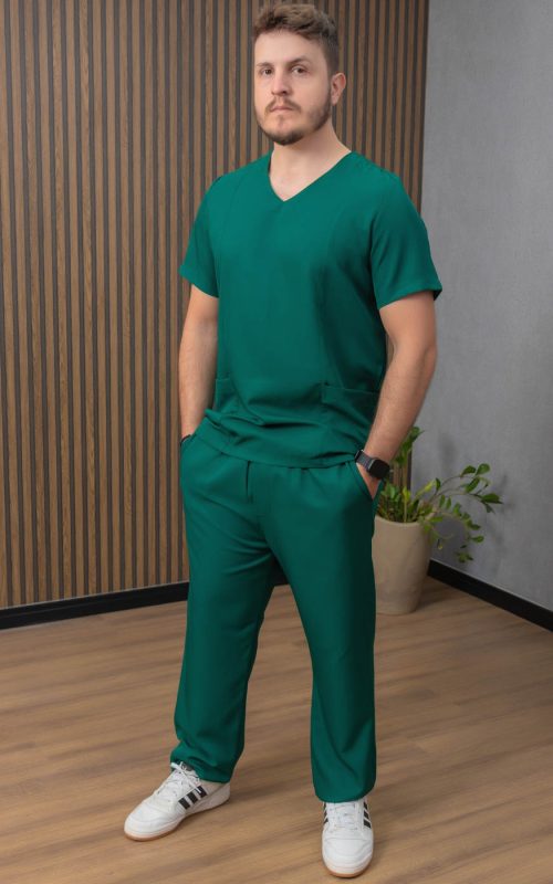 jussara-nunes-loja-jalecos-scrubs-masculino-conjuntos-pijama-cirurgico-uniforme-personalizado