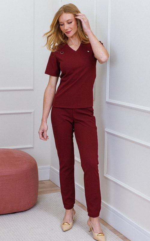 Conjunto Scrub Cirúrgico Feminino Malha Funcional Ergonomic Marsala